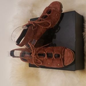SOREL Addington Size 8 Lace Up Sandal Brown Leather Block Heel Sandal